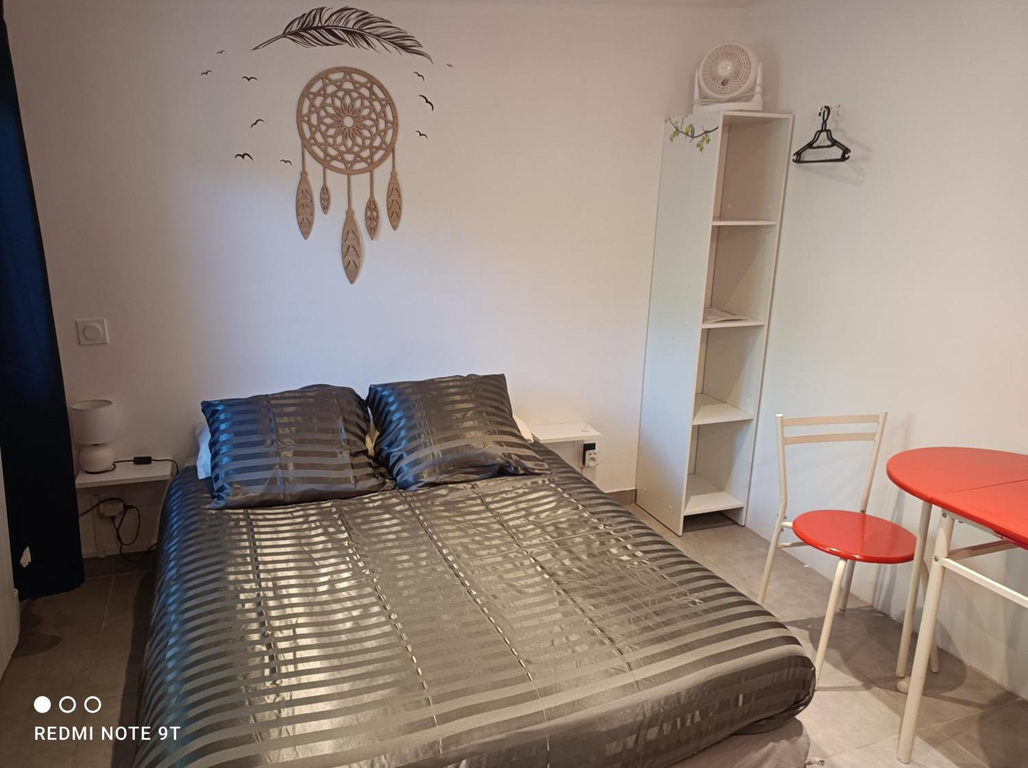 Hotel Ecoutez Les Oiseaux Lunel  Exterior foto