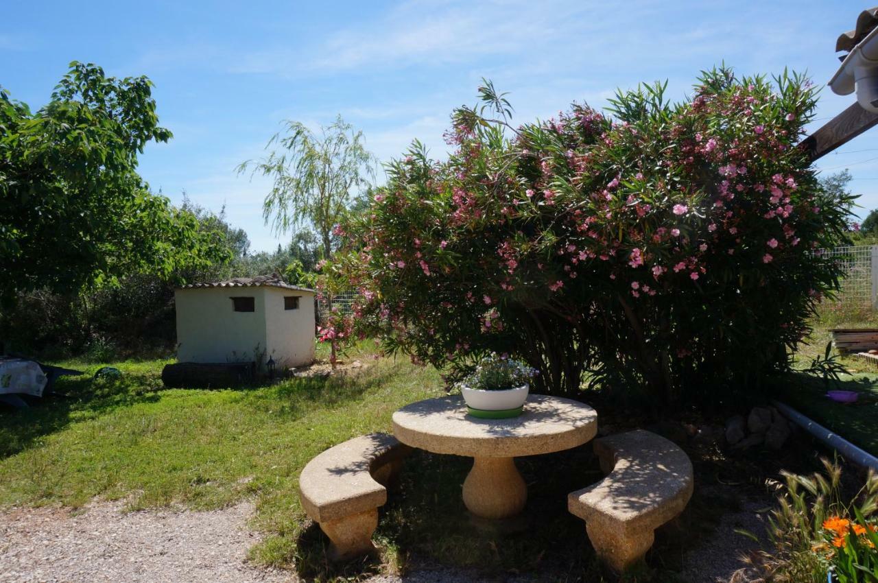 Hotel Ecoutez Les Oiseaux Lunel  Exterior foto